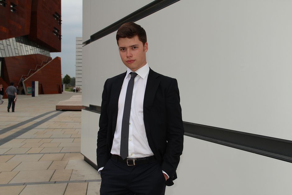 Business Portrait - Profilbild - Bewerbungsfoto - Fotodesign - Wien - Muenchen - Frankfurt- Hamburg - Berlin - Koeln