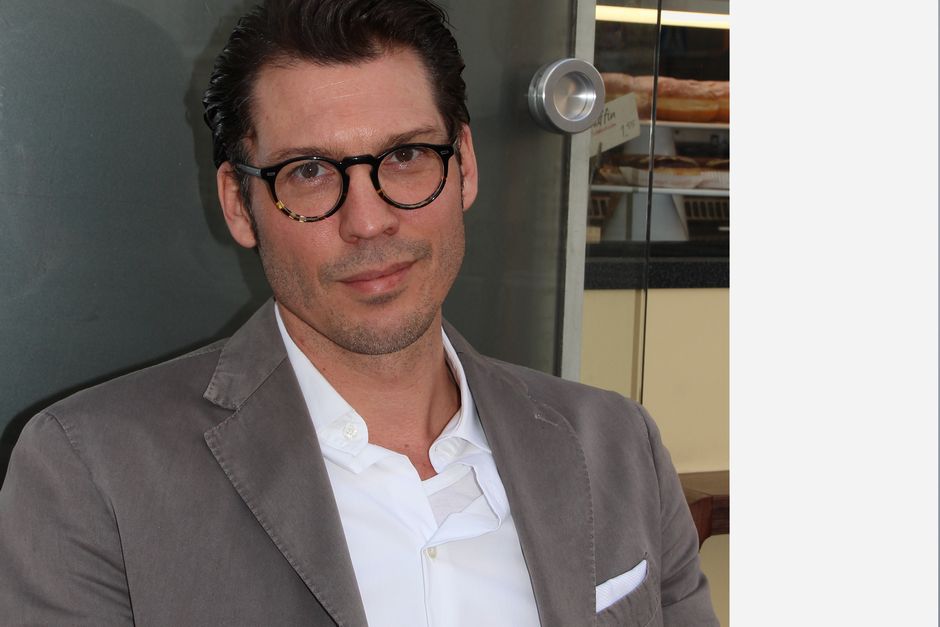 Business Portrait - Profilbild - Bewerbungsfoto - Fotodesign - Wien - Muenchen - Frankfurt- Hamburg - Berlin - Koeln